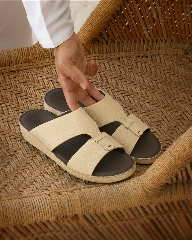 Chic Men Arabic Sandals